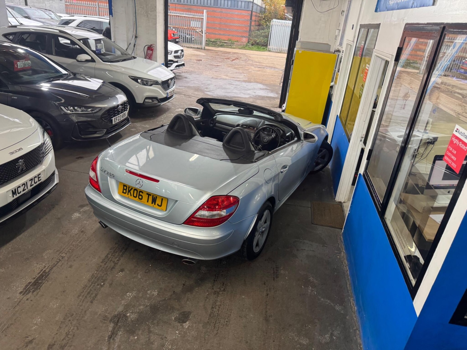 Used Mercedes-Benz SLK 2006 for sale - 76499353: Photo 13