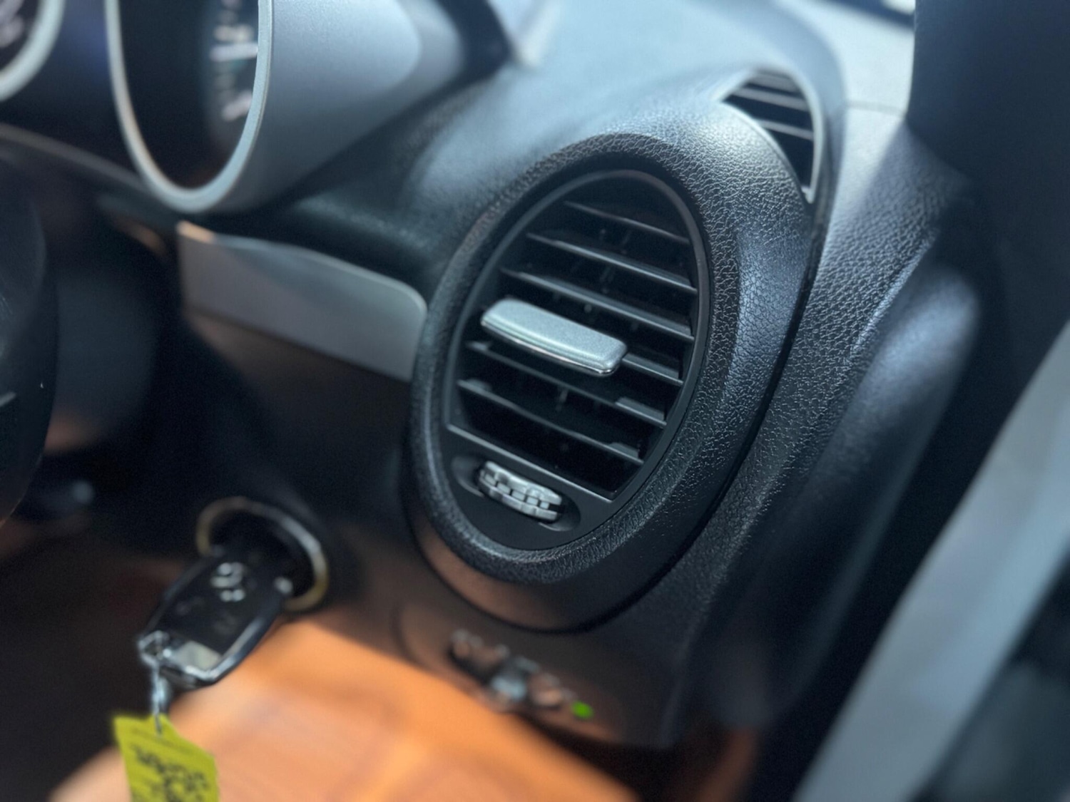 Used Mercedes-Benz SLK 2006 for sale - 76499353: Photo 32