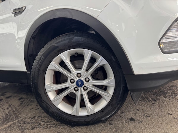 Used Ford Kuga 2016 for sale - 75687852: Photo 21