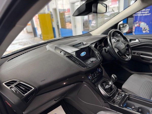Used Ford Kuga 2016 for sale - 75687852: Photo 24