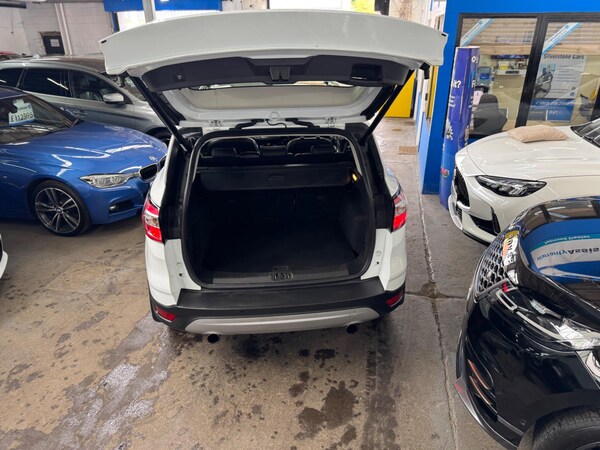 Used Ford Kuga 2016 for sale - 75687852: Photo 28