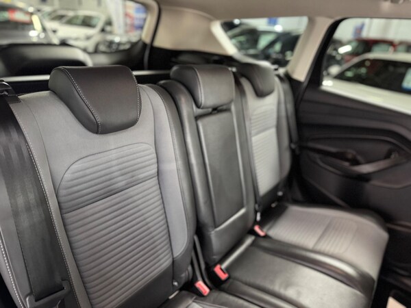 Used Ford Kuga 2016 for sale - 75687852: Photo 29