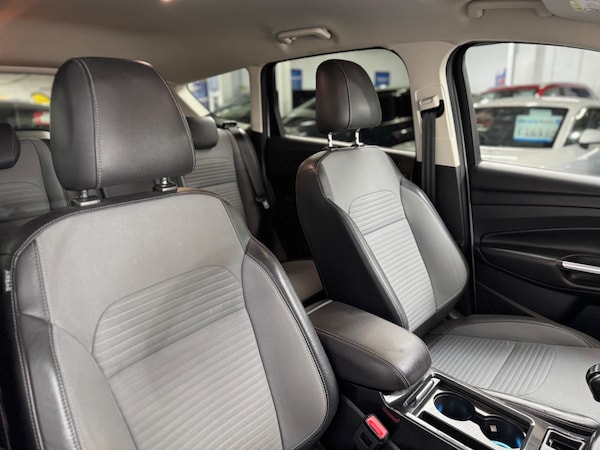 Used Ford Kuga 2016 for sale - 75687852: Photo 31
