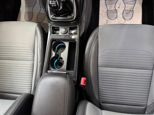 Used Ford Kuga 2016 for sale - 75687852: Photo 34
