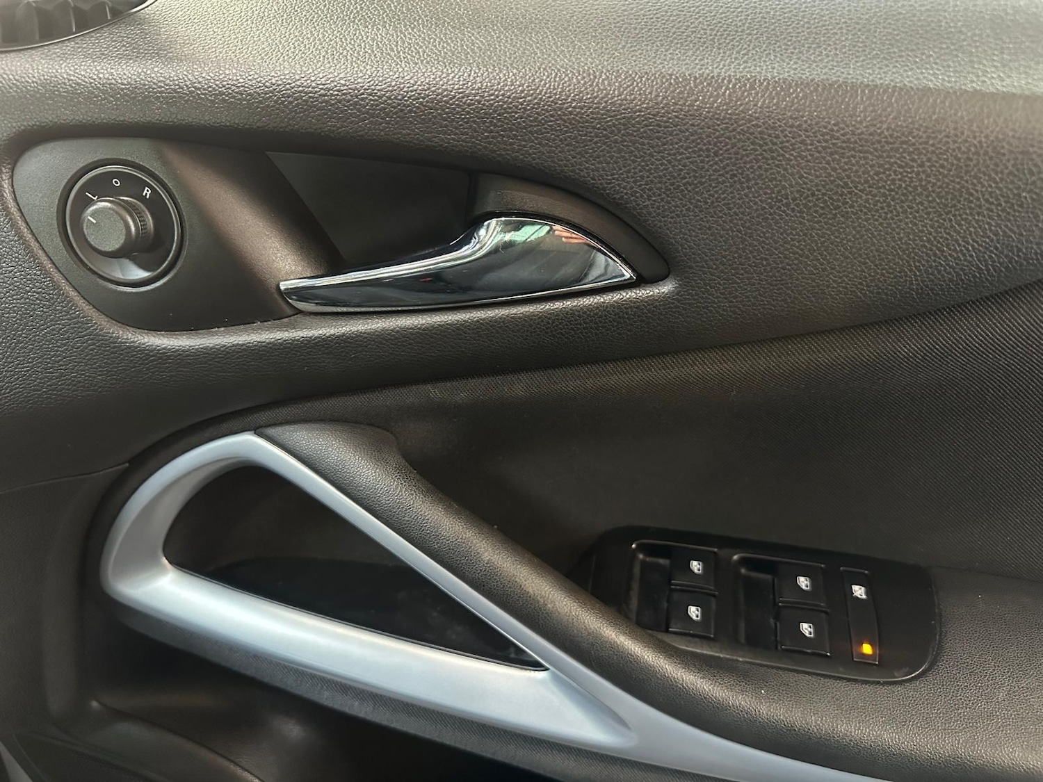 Used Vauxhall Zafira 2017 for sale - 76995664: Photo 36