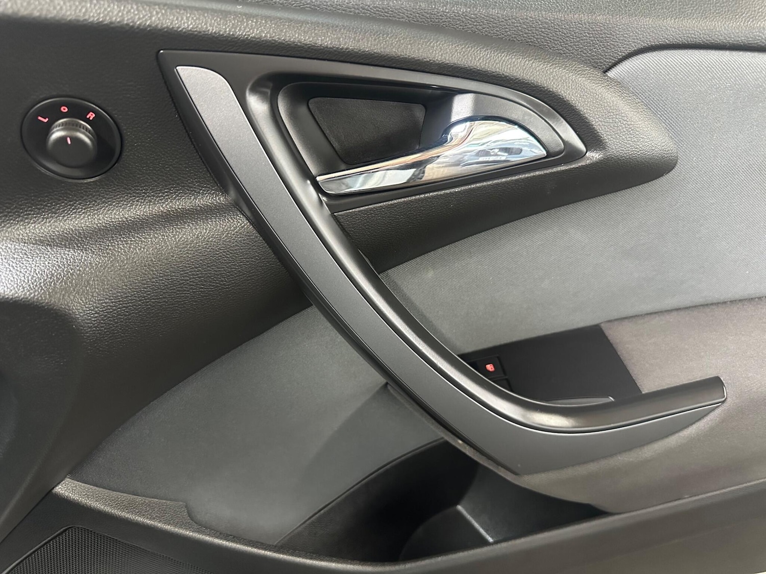 Used Vauxhall Astra GTC 2015 for sale - 77454832: Photo 22