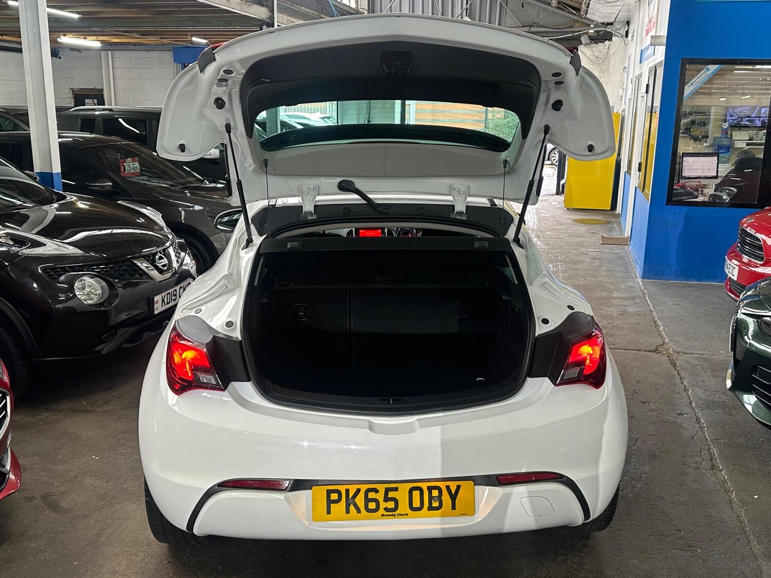 Used Vauxhall Astra GTC 2015 for sale - 77454832: Photo 34