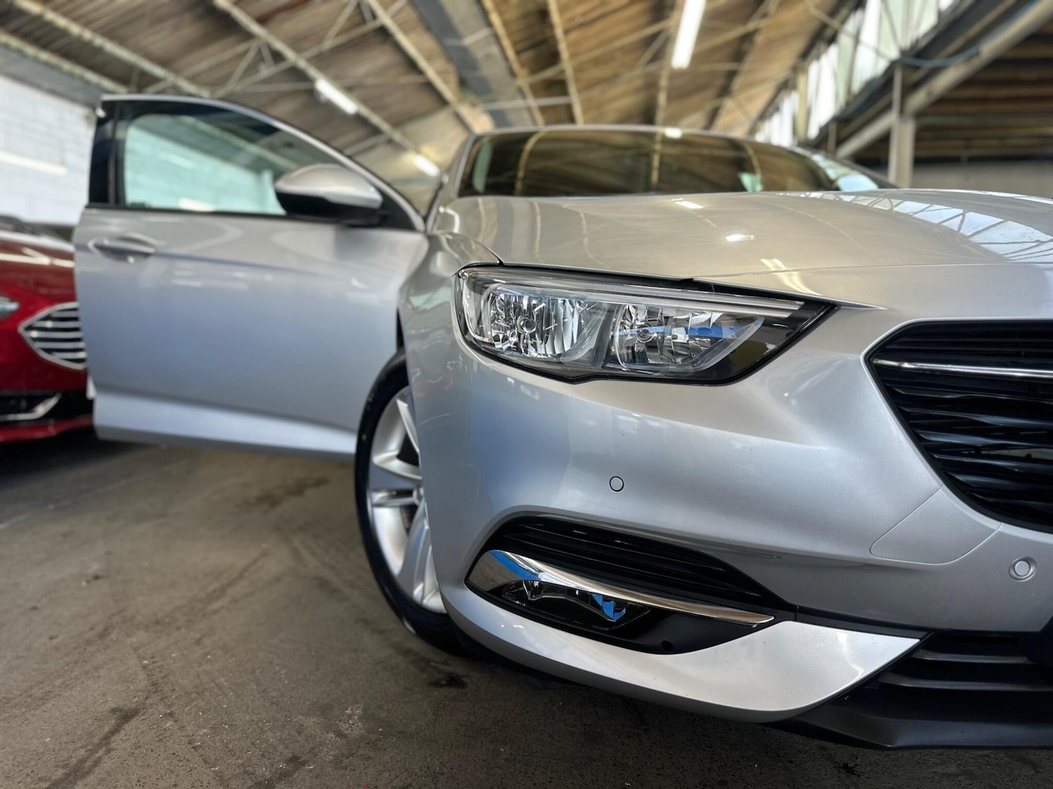 Used Vauxhall Insignia for sale - 78156578: Photo 5