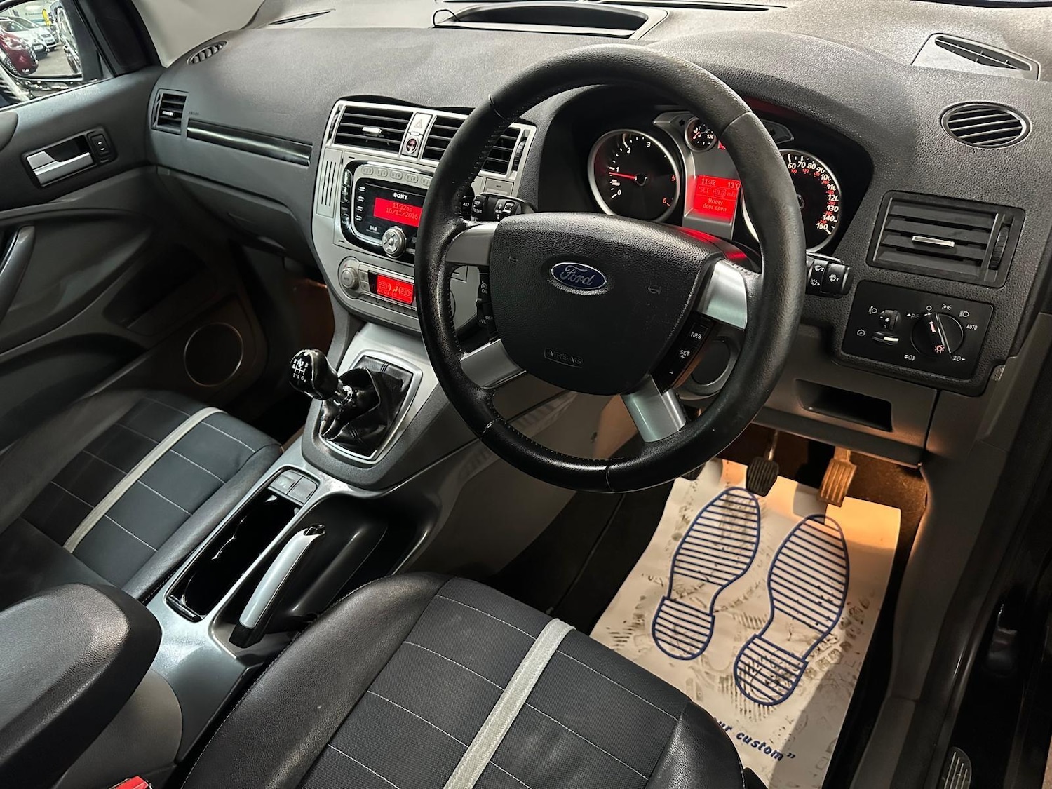 Used Ford Kuga 2009 for sale - 76592720: Photo 2