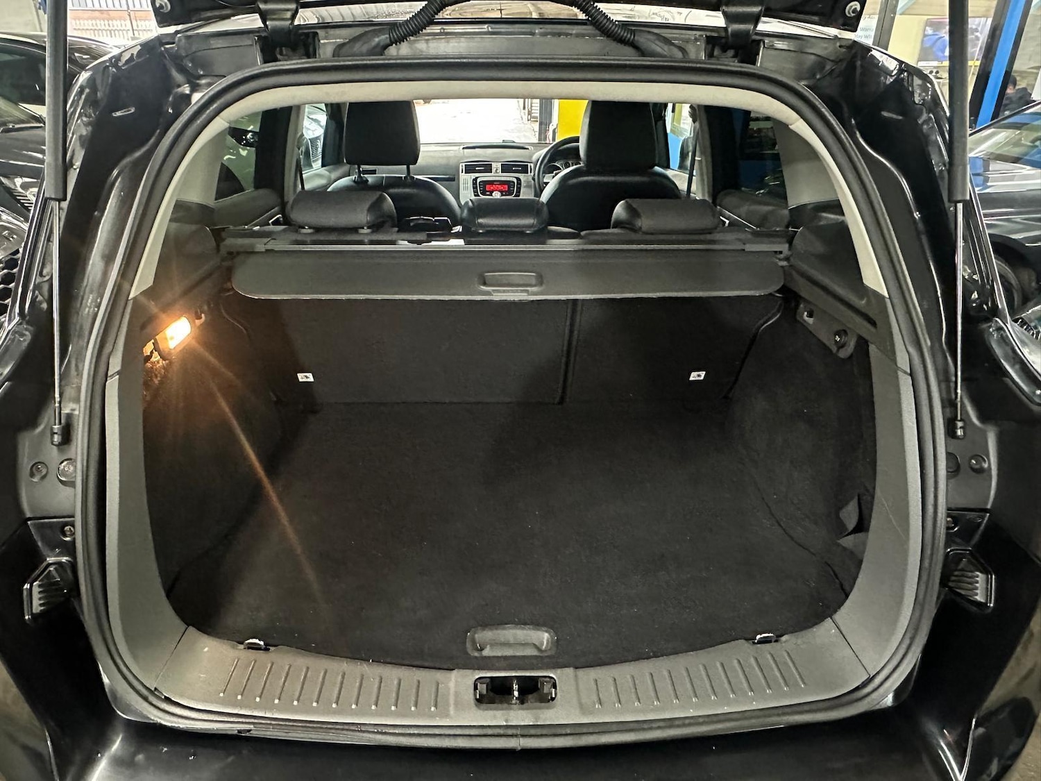 Used Ford Kuga 2009 for sale - 76592720: Photo 27