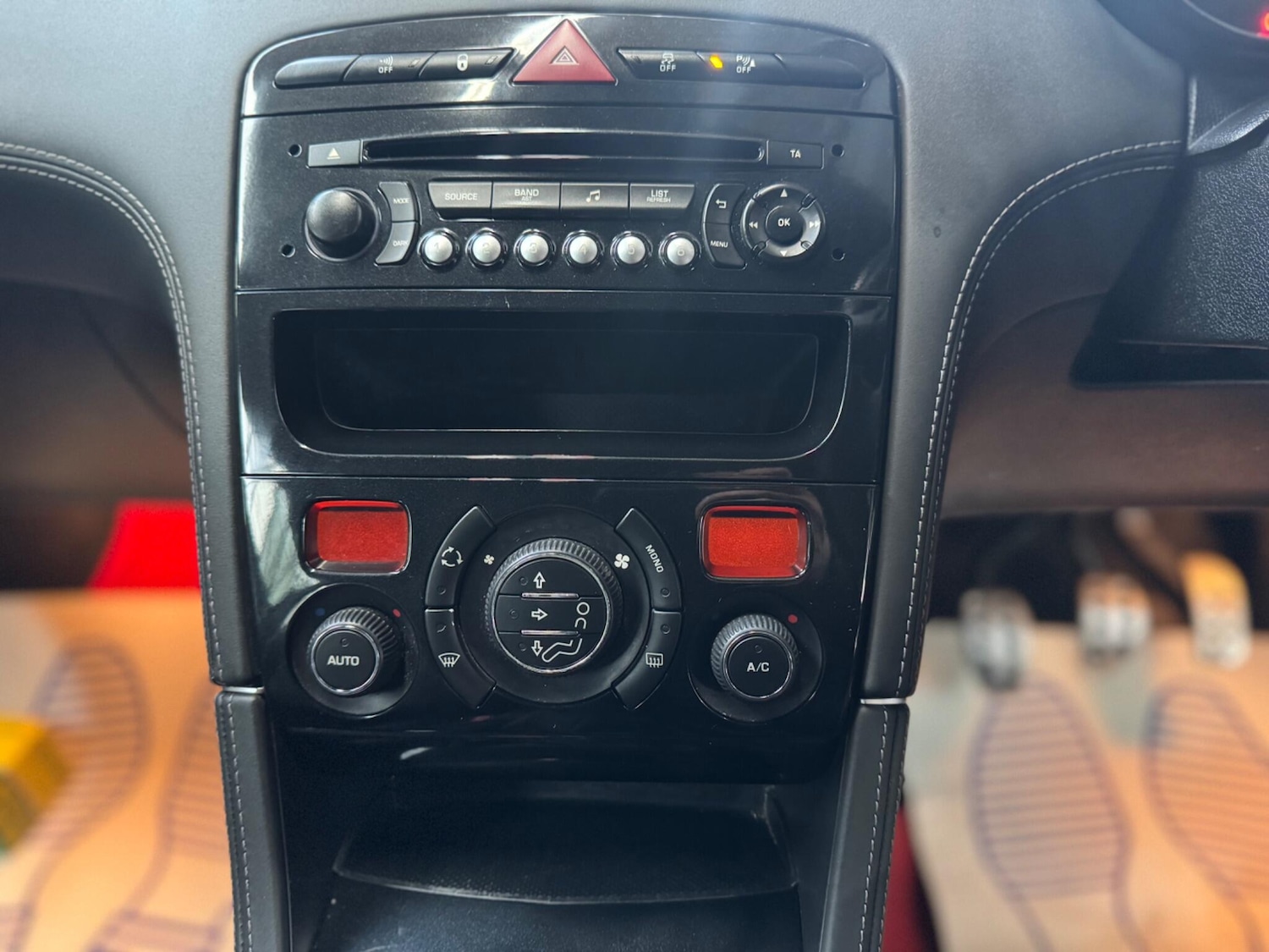 Used Peugeot RCZ 2014 for sale - 77039920: Photo 24