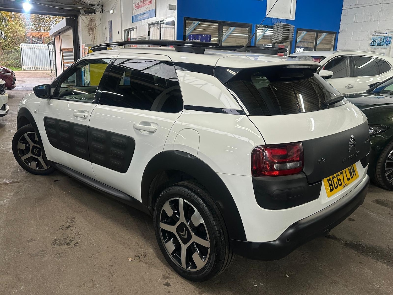 Used Citroen C4 Cactus 2017 for sale - 76425304: Photo 19