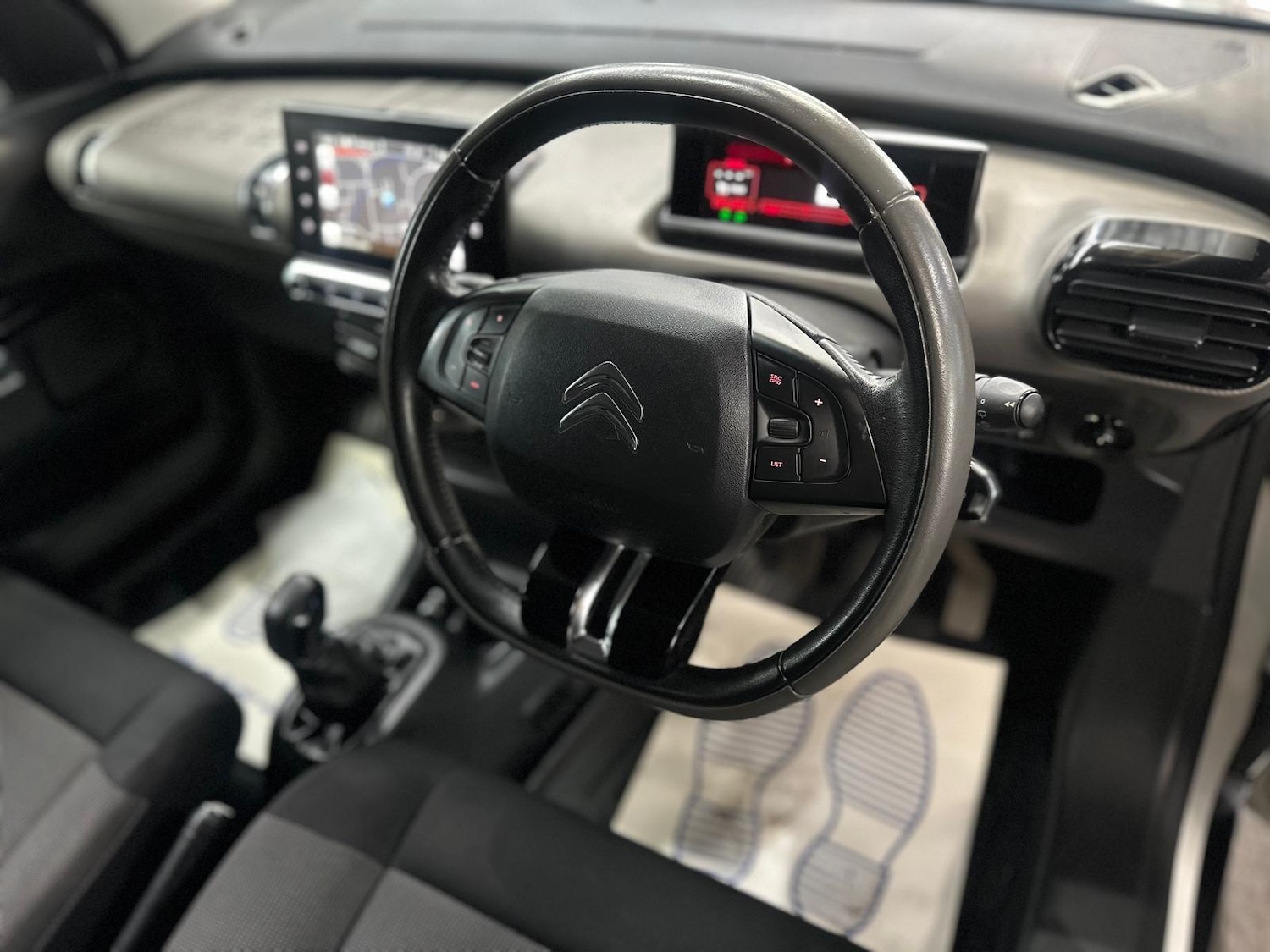 Used Citroen C4 Cactus 2017 for sale - 76425304: Photo 29