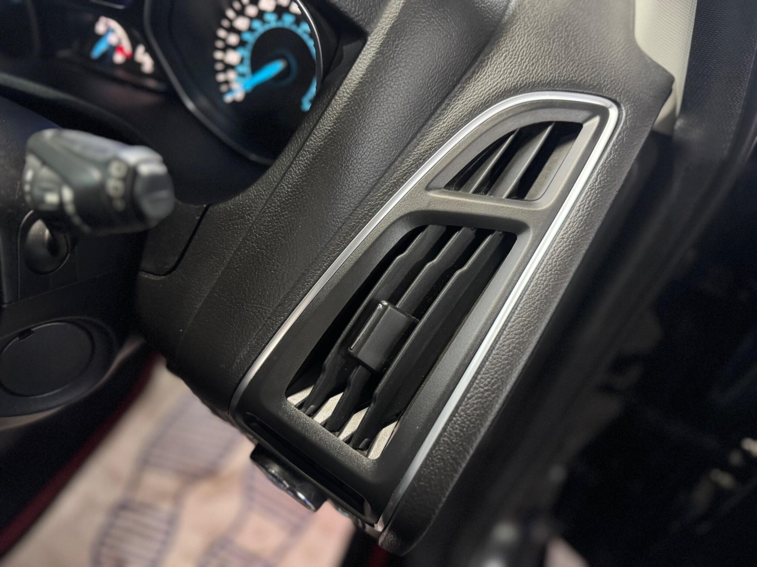 Used Ford Focus for sale - 77683594: Photo 36