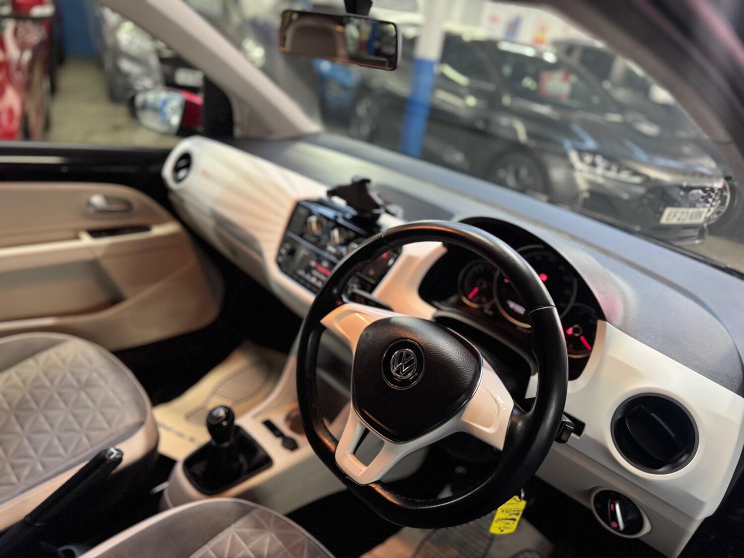 Used Volkswagen up! for sale - 77587139: Photo 22