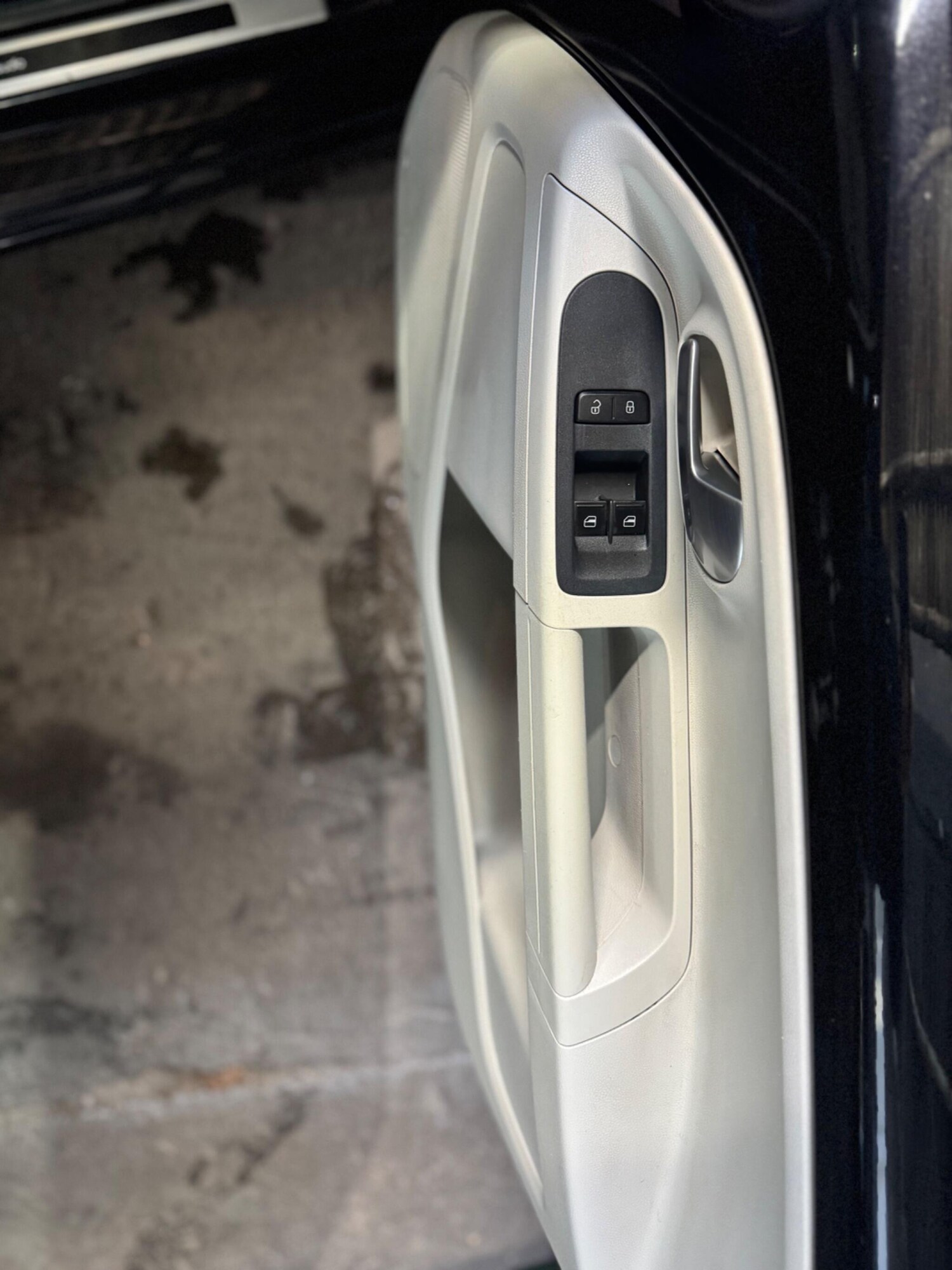 Used Volkswagen up! for sale - 77587139: Photo 36