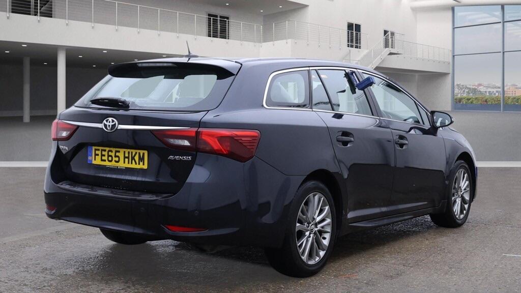 Used Toyota Avensis 2015 for sale - 77050104: Photo 10
