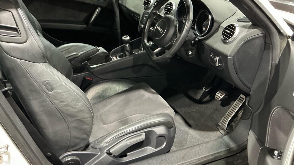 Used Audi TT 2014 for sale - 77376528: Photo 15