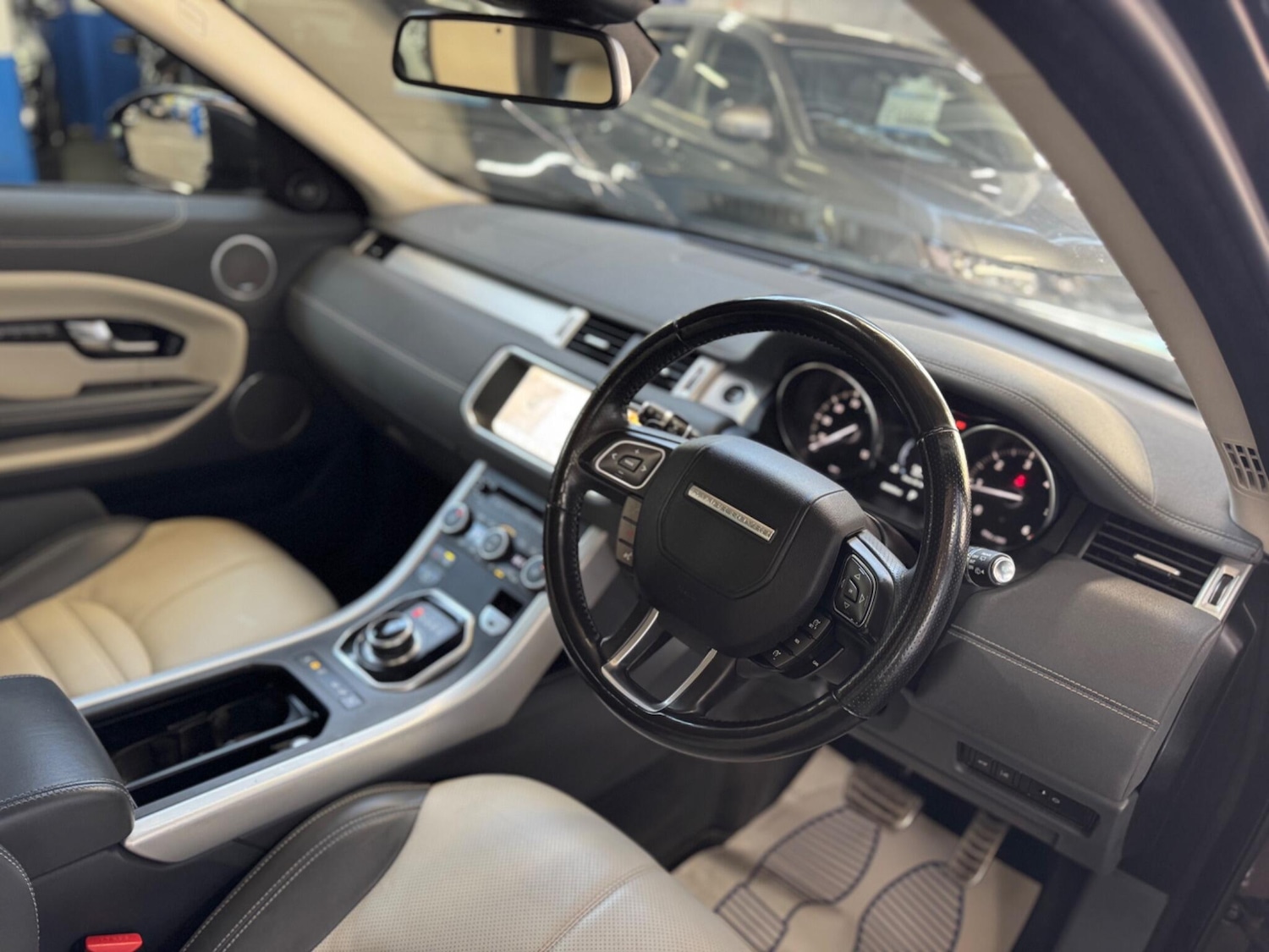 Used Land Rover Range Rover Evoque 2016 for sale - 76138525: Photo 5