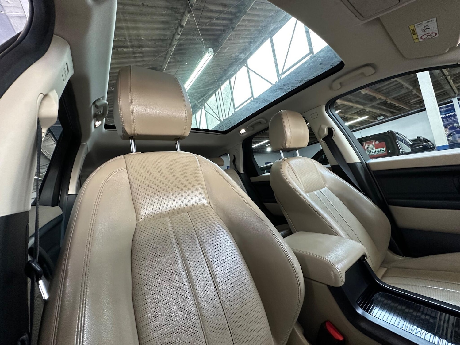 Used Land Rover Discovery Sport 2017 for sale - 77994192: Photo 29