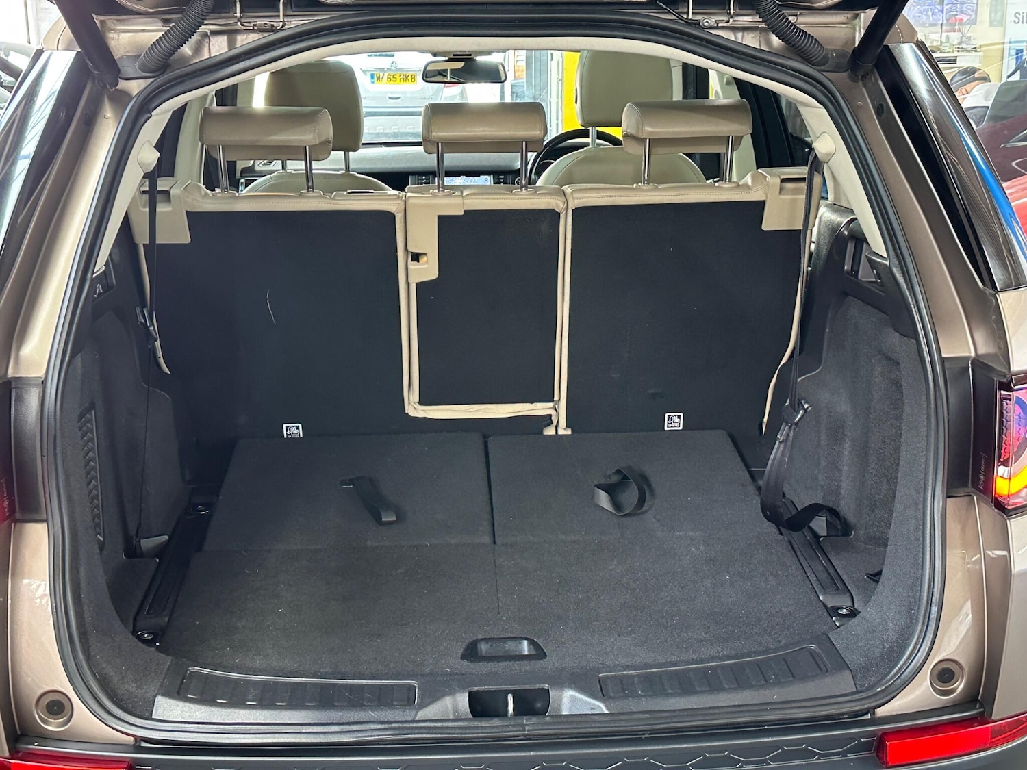 Used Land Rover Discovery Sport 2017 for sale - 77994192: Photo 46