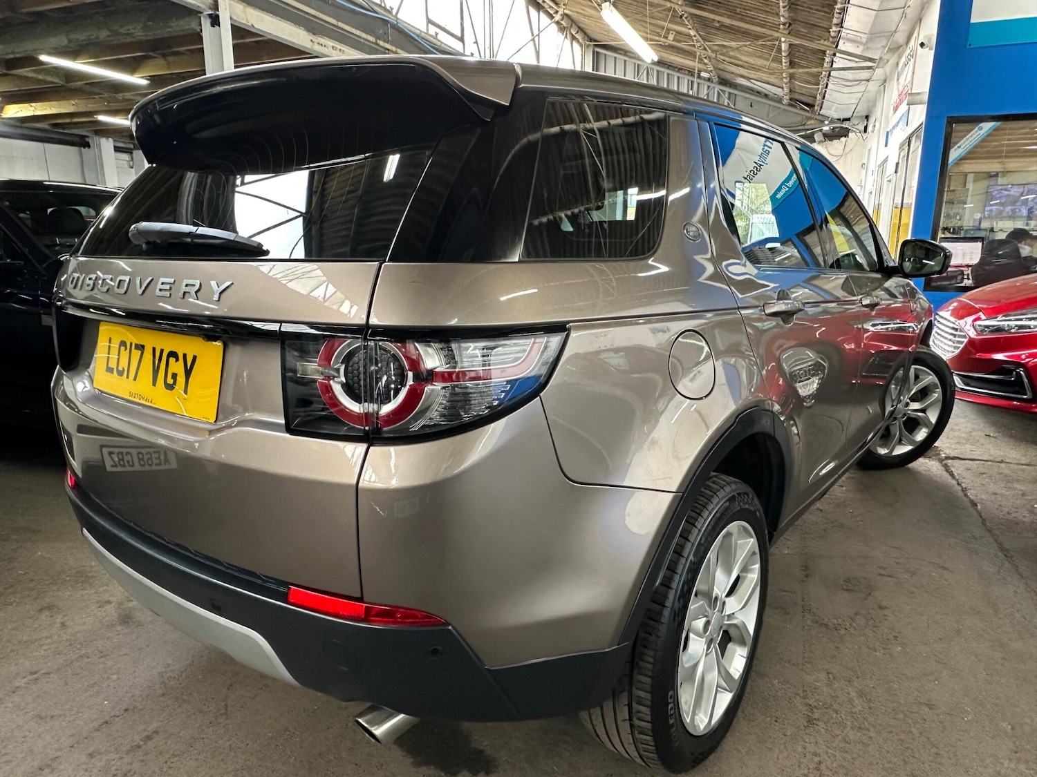 Used Land Rover Discovery Sport 2017 for sale - 77994192: Photo 51