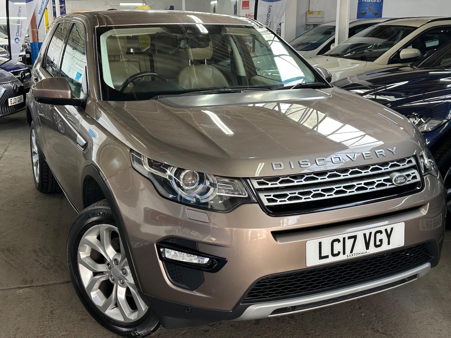 Used Land Rover Discovery Sport 2017 for sale - 77994192: Photo 6
