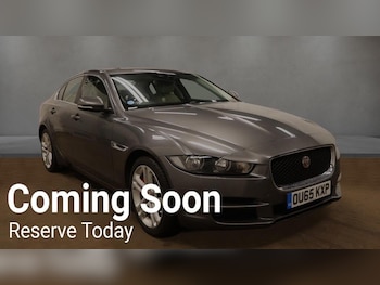 Used Jaguar XE 2015 for sale - 79033735: Photo