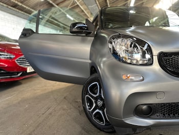 Used smart fortwo 2018 for sale - 78115326: Photo