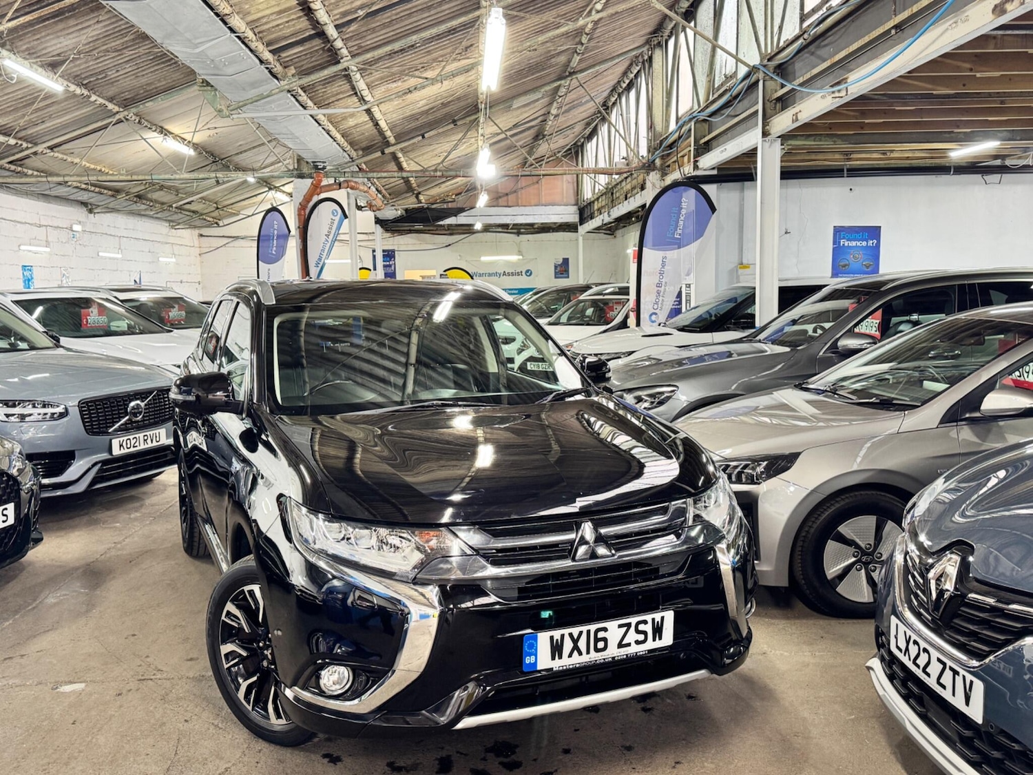Used Mitsubishi Outlander 2016 for sale - 76371336: Photo 1