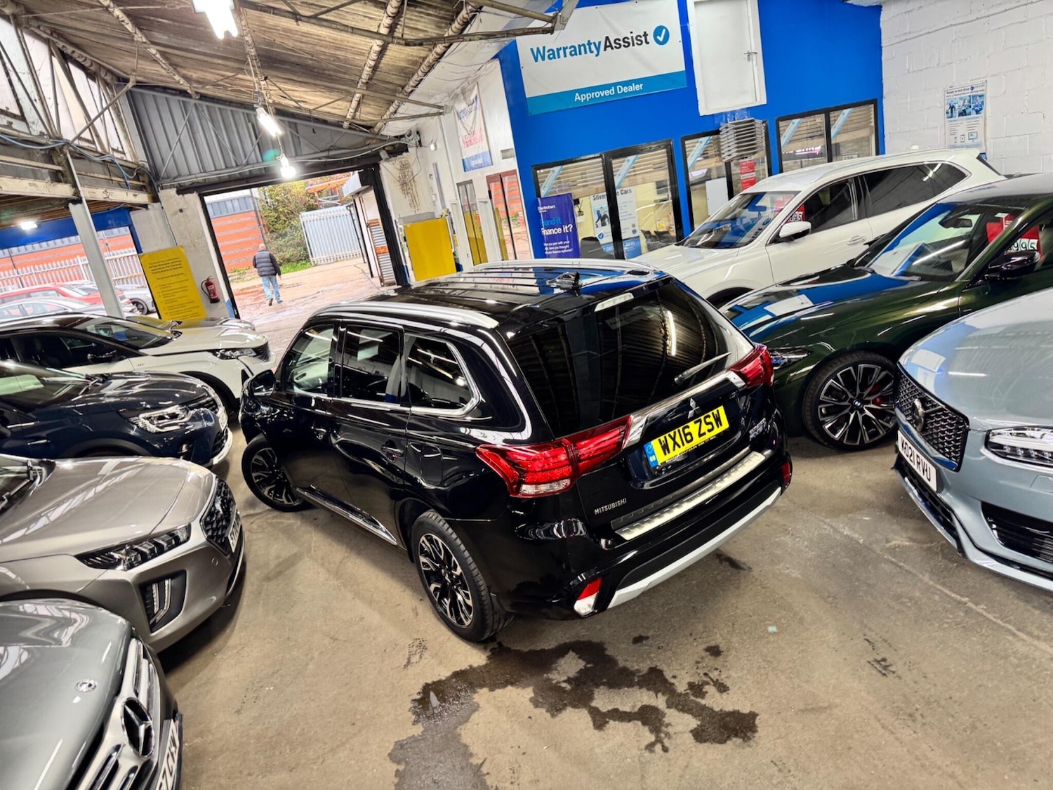 Used Mitsubishi Outlander 2016 for sale - 76371336: Photo 16