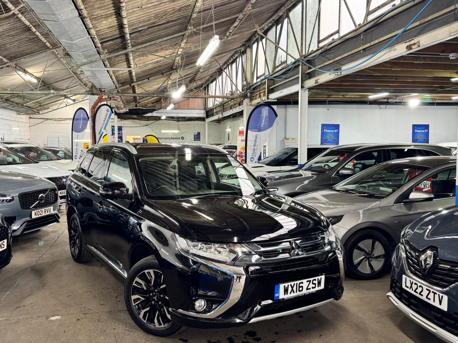 Used Mitsubishi Outlander 2016 for sale - 76371336: Photo 24