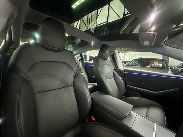 Used Tesla Model 3 2024 for sale - 75720575: Photo 17