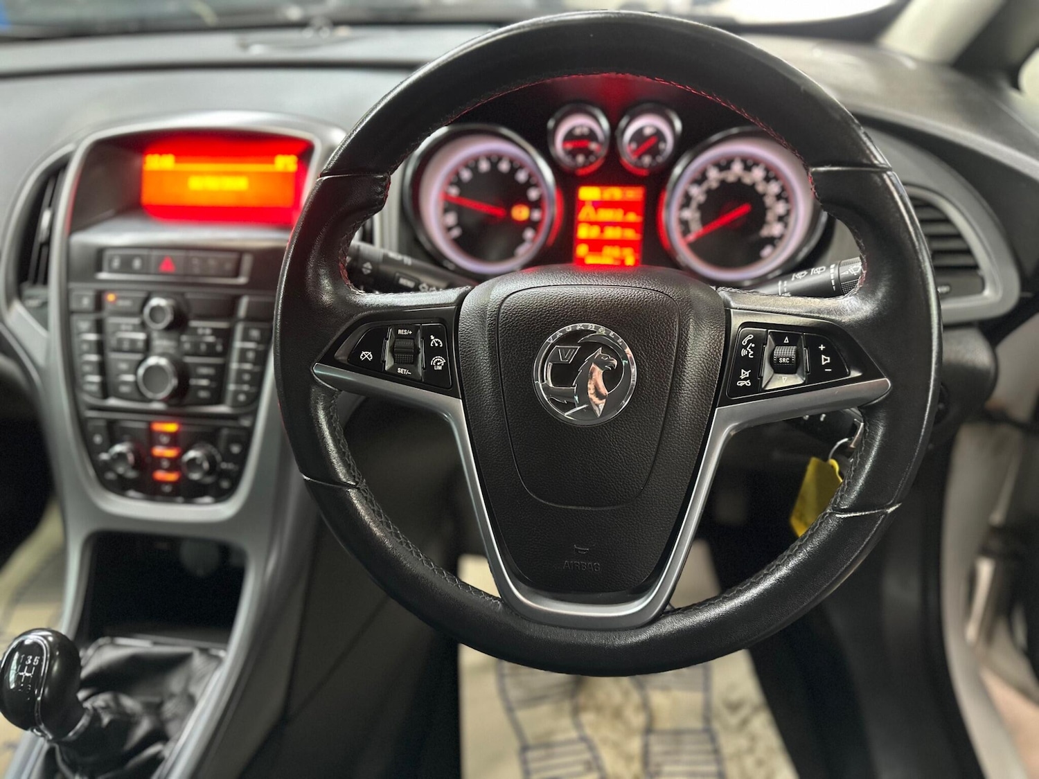 Used Vauxhall Astra GTC 2014 for sale - 77345524: Photo 18