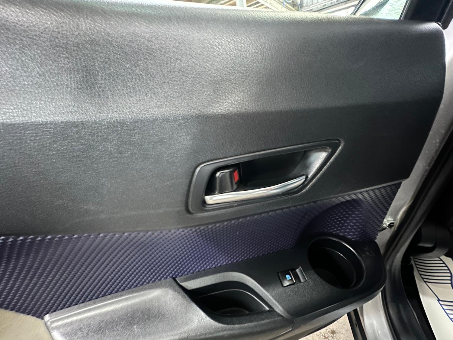 Used Toyota C-HR for sale - 76996630: Photo 33