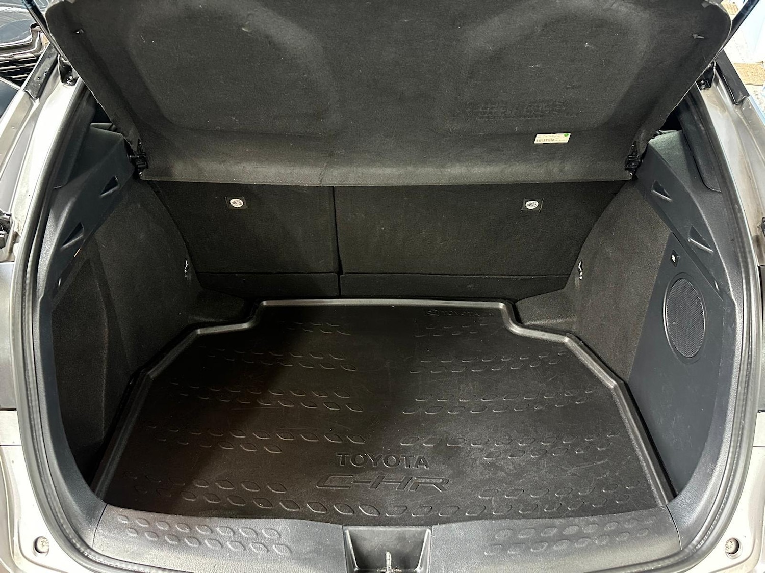 Used Toyota C-HR for sale - 76996630: Photo 36