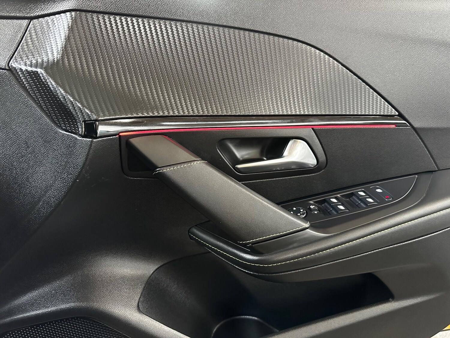 Used Peugeot 208 for sale - 78214838: Photo 27