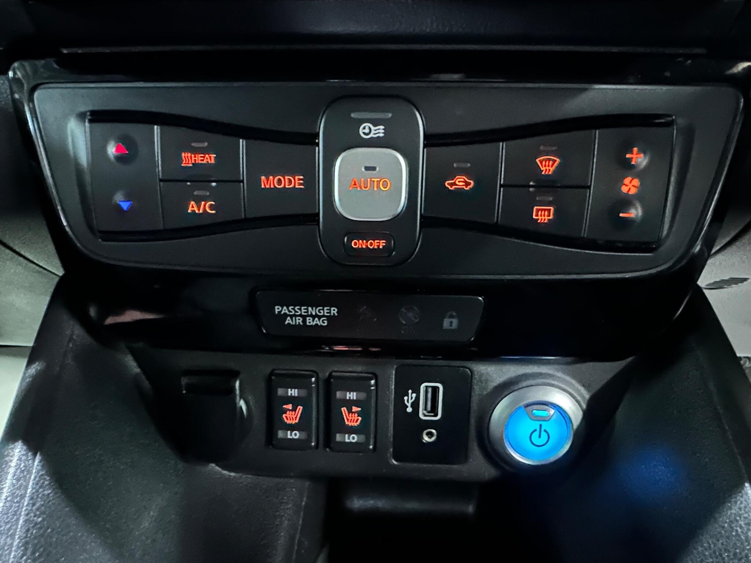 Used Nissan Leaf 2020 for sale - 77144285: Photo 24