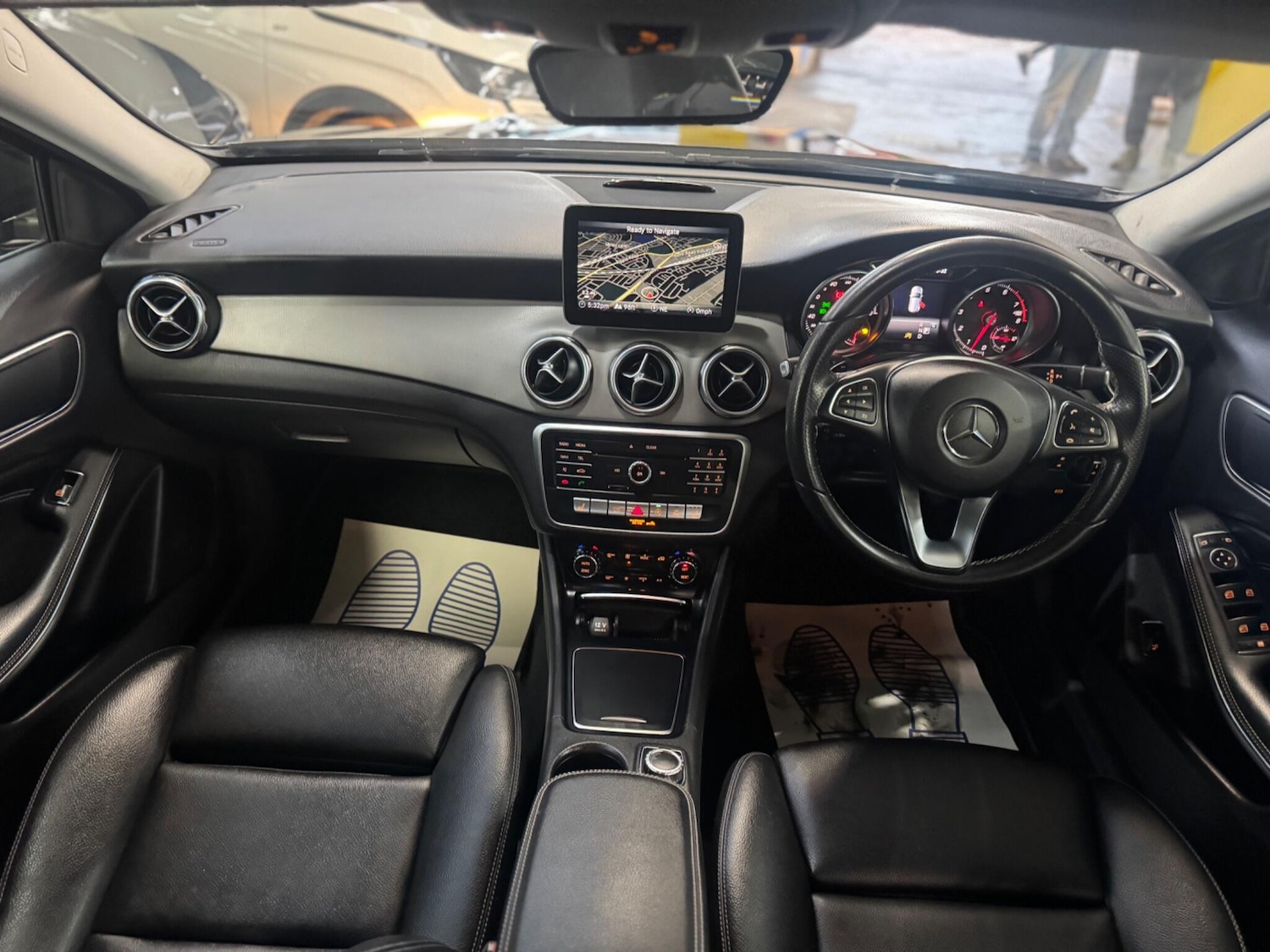 Used Mercedes-Benz GLA 2017 for sale - 76765799: Photo 2