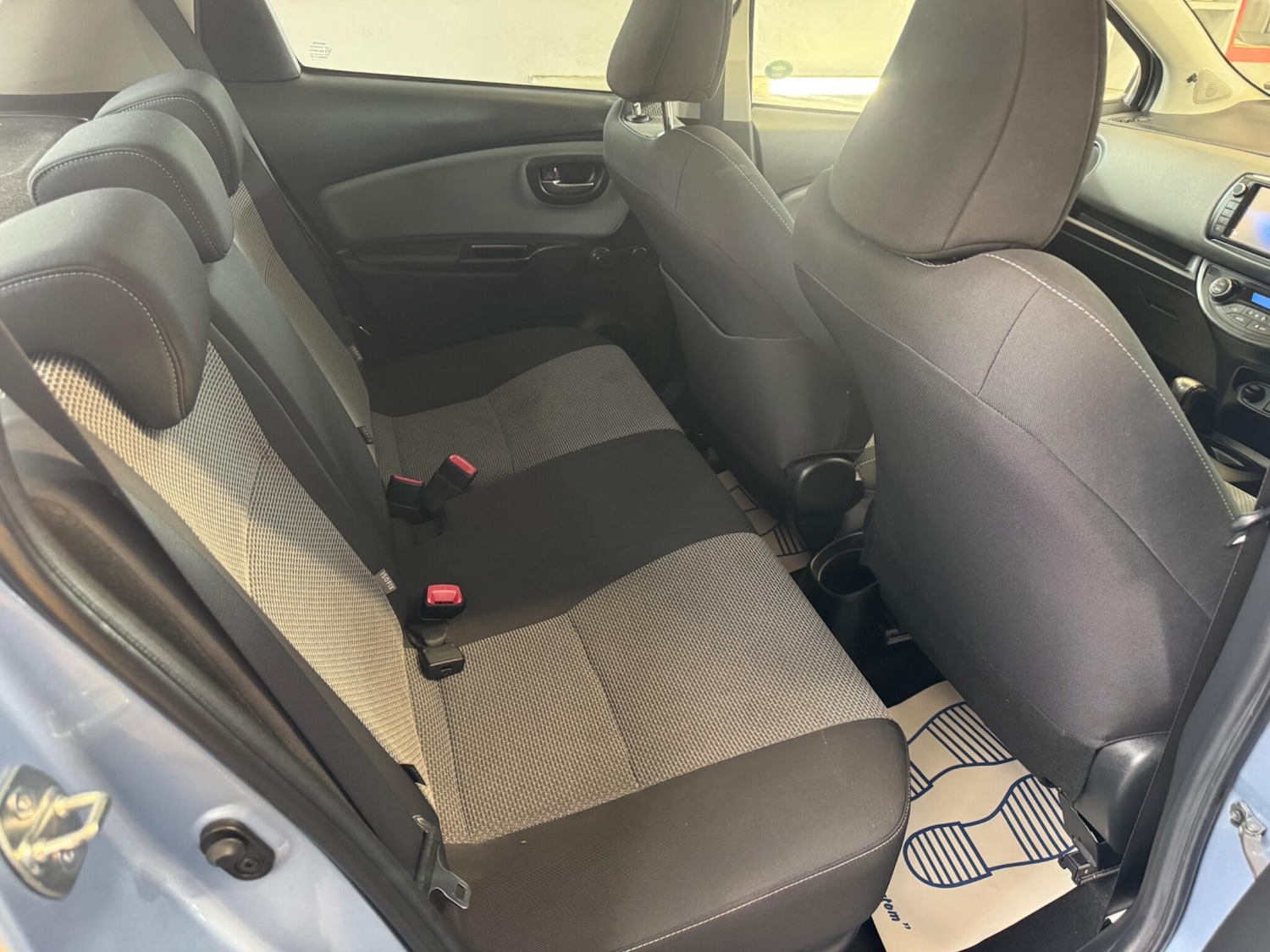 Used Toyota Yaris 2016 for sale - 77305771: Photo 34