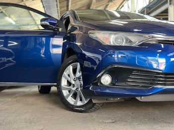 Used Toyota Auris 2015 for sale - 75493632: Photo