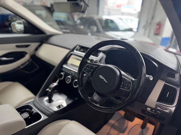 Used Jaguar E-Pace 2018 for sale - 75051873: Photo 22