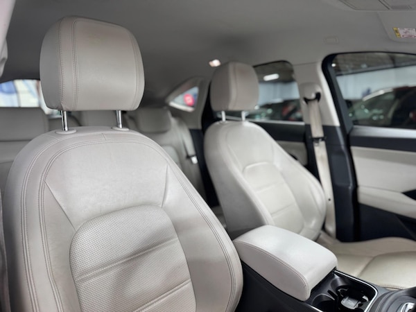 Used Jaguar E-Pace 2018 for sale - 75051873: Photo 28