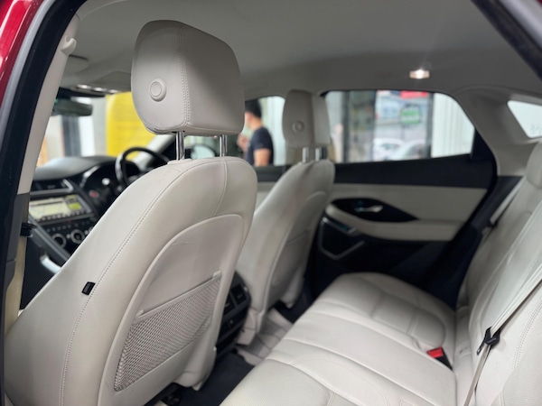 Used Jaguar E-Pace 2018 for sale - 75051873: Photo 32