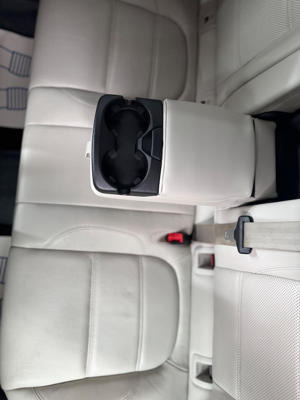 Used Jaguar E-Pace 2018 for sale - 75051873: Photo 34