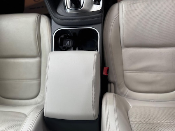 Used Jaguar E-Pace 2018 for sale - 75051873: Photo 36