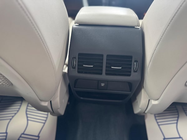 Used Jaguar E-Pace 2018 for sale - 75051873: Photo 37