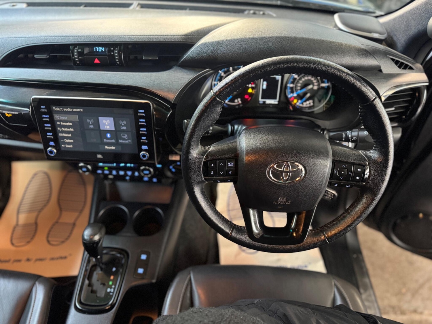 Used Toyota Hilux 2021 for sale - 77291042: Photo 11