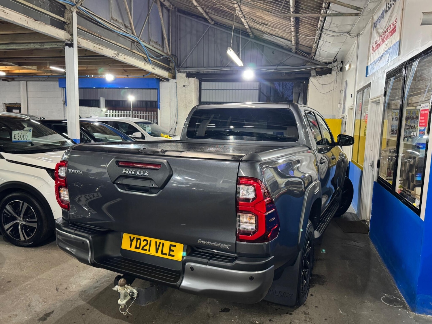 Used Toyota Hilux 2021 for sale - 77291042: Photo 16