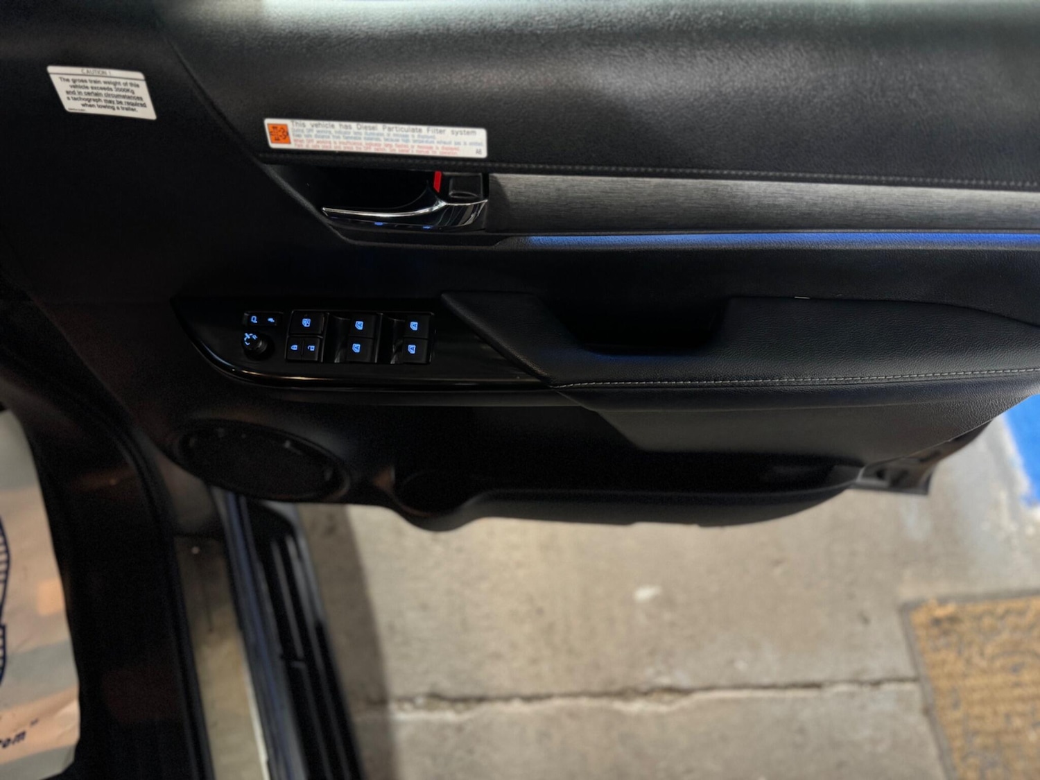 Used Toyota Hilux 2021 for sale - 77291042: Photo 49